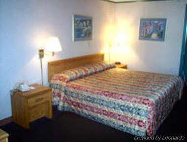 Knights Inn Columbus/Franklinton Екстериор снимка
